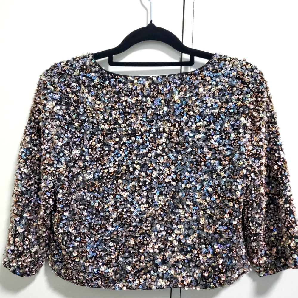 Forever New Sequin Cropped Jacket - Picture 6 of 6